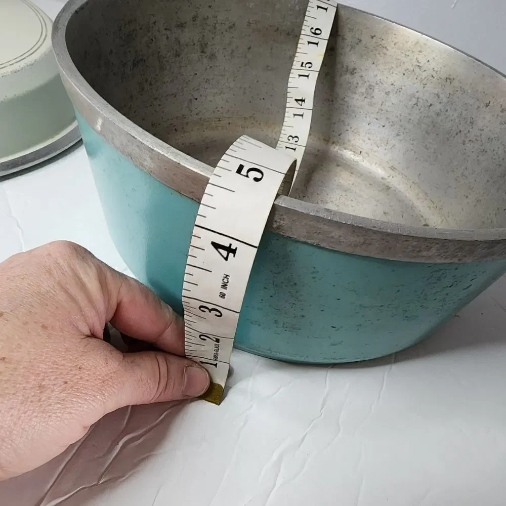 Vintage Club Aluminum Pot Dutch Oven 4 Qt Pan with Lid Turquoise/Teal/off white